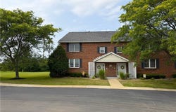 25 Crownview, Hamburg, NY 14075