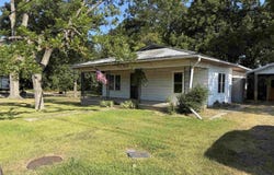 214 E Walnut Street, De Valls Bluff, AR 72041