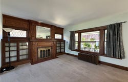 1370 Mathews Avenue, Lakewood, OH 44107
