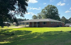 176 STADIUM CIRCLE, Vernon, AL 35592