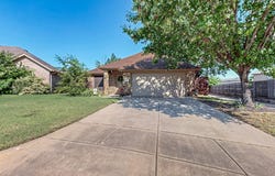 337 Grace Circle, Hurst, TX 76053