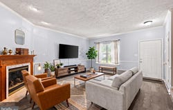 44 GUNFALLS Garth, BALTIMORE, MD 21236