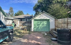201 Leiter Avenue, Lingle, WY 82223