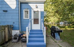 92 Arnold Place, Buffalo, NY 14218