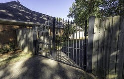 8578 SANDPOINT Dr, Germantown, TN 38139