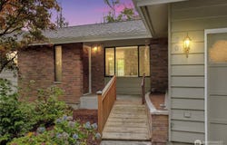 806 Comanche Drive, Mount Vernon, WA 98273