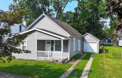 606 S Market Street, Winamac, IN 46996-1553