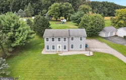 2389 MEETINGHOUSE Road, SPRING GROVE, PA 17362