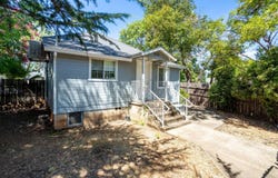 2037 Pine Street, Redding, CA 96001