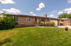 10032 S BLOSSOM Dr, Sandy, UT 84092