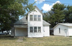 501 N Main St, Canton, KS 67428