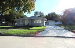 306 1st St NW, Dayton, IA 50530