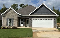 128 VILLAGE CIRCLE, ANNISTON, AL 36207