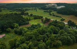 2656 B Kentucky 30, East Bernstadt, KY 40729