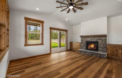 213 Backtrack Rd, Sandpoint, ID 83864