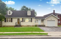 6 Harold Avenue, Hempstead, NY 11550