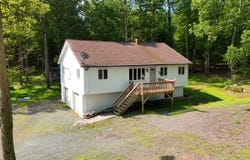 371 Ridge Circle, Cresco, PA 18326