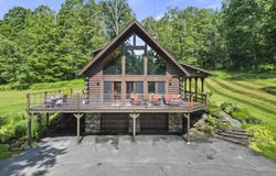 87 Old Orebed Rd, Lanesborough, MA 01237
