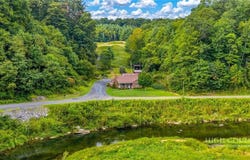 4908 Railroad Grade, Todd, NC 28684