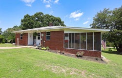 132 South Drive, Mount Ida, AR 71957