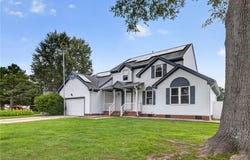 813 Stardale Drive, Chesapeake, VA 23322