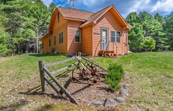 3640 EAGLE WATERS RD, Eagle River, WI 54521