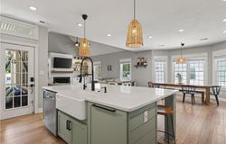 1068 Scenic Boulevard, Chesapeake, VA 23322