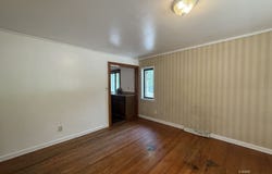 6 Riverview Dr, Athens, OH 45701