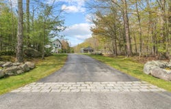 86 Duke Lane, Lyman, ME 04002