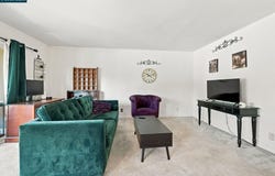 1036 Oak Grove Rd, Concord, CA 94518