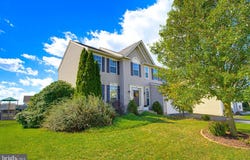 3630 ROLLING HILLS Drive, GREENCASTLE, PA 17225