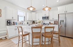 4043 Heath Lane N, Oakdale, MN 55128