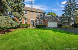 765 Crest Drive, Cary, IL 60013