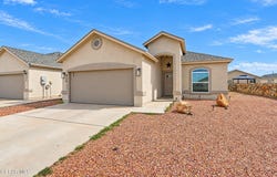 824 Whitebrush Drive, Socorro, TX 79927