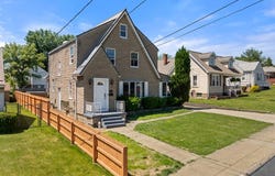 3813 Collins Way, Weirton, WV 26062