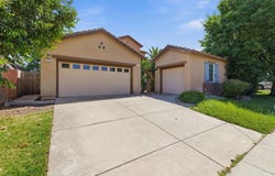 3338 La Cadena Way, Sacramento, CA 95835