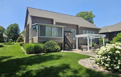 19909 W 99th St, Lenexa, KS 66220
