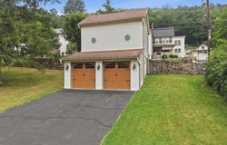 722 South Avenue, Jim Thorpe, PA 18229