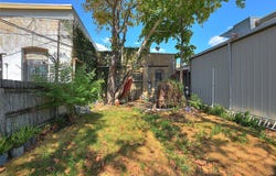 110 NE 2nd St, Smithville, TX 78957