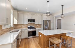 1468 Maplewood Drive, Jenison, MI 49428