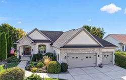 328 Vista Circle, Columbus, WI 53925
