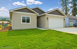 509 S 3rd St, Pinehurst, ID 83850
