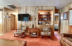 2580 River Road, Wawona, CA 95389