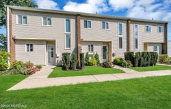 7 Pine Drive, Spring Lake Heights, NJ 07762