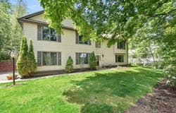 25 Dexter Rd, Melrose, MA 02176
