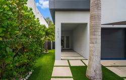 3073 Carter St, Miami, FL 33133