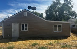 870 W ELLIS St, Ogden, UT 84401