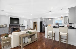 19352 Brookhurst, Huntington Beach, CA 92646
