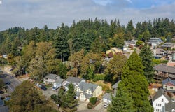 17920 OATFIELD Rd, Gladstone, OR 97027