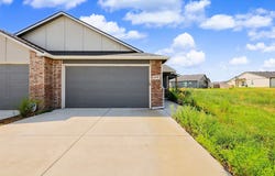 5776 E Bristol Circle, Wichita, KS 67220